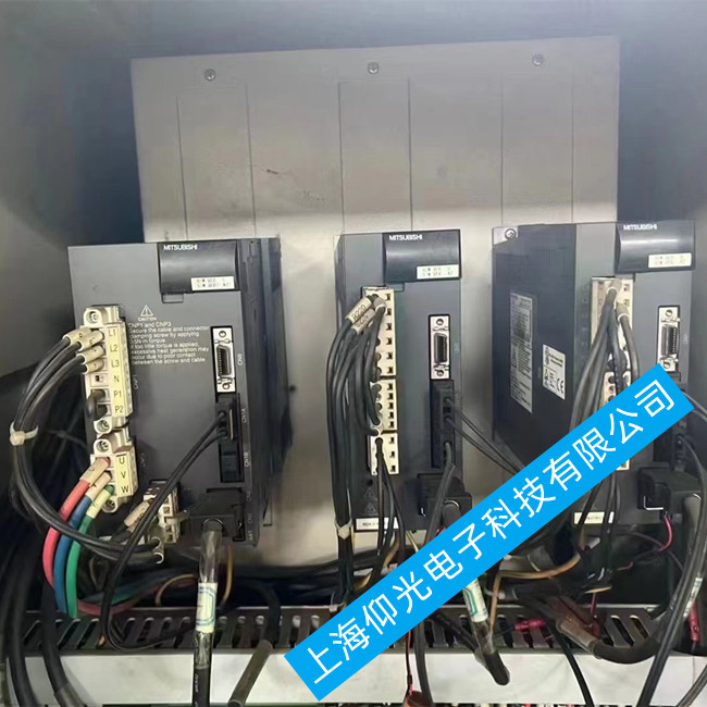 三菱主軸驅(qū)動器維修MDSBSPJ2-110報警10維修
